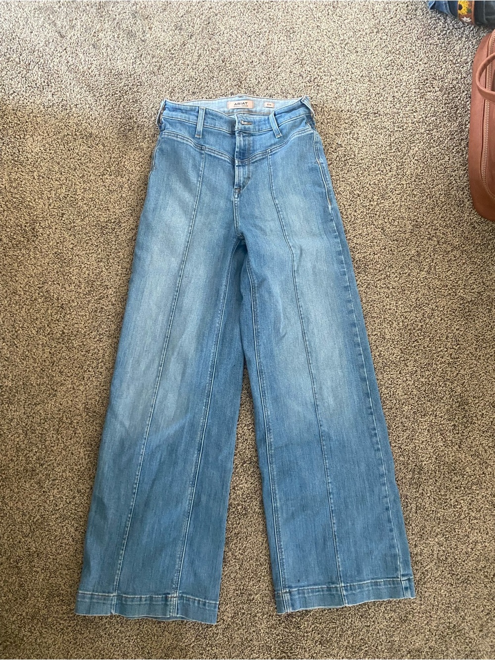 Ariat Light Wash Wide-Leg Panel Seam Jeans
